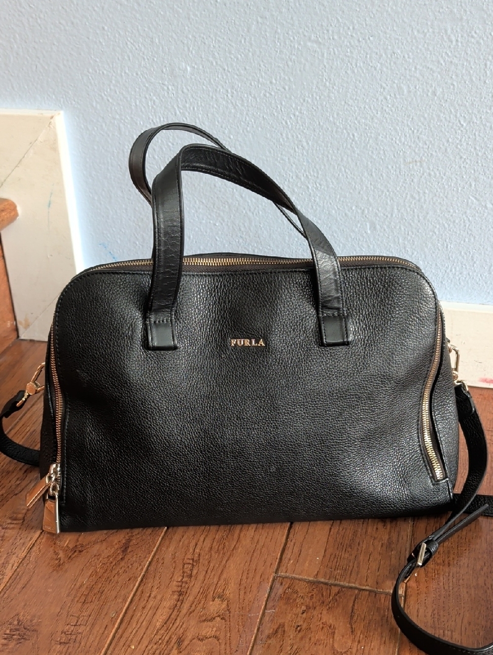 Furla Frida M Black Pebbled Leather Satchel